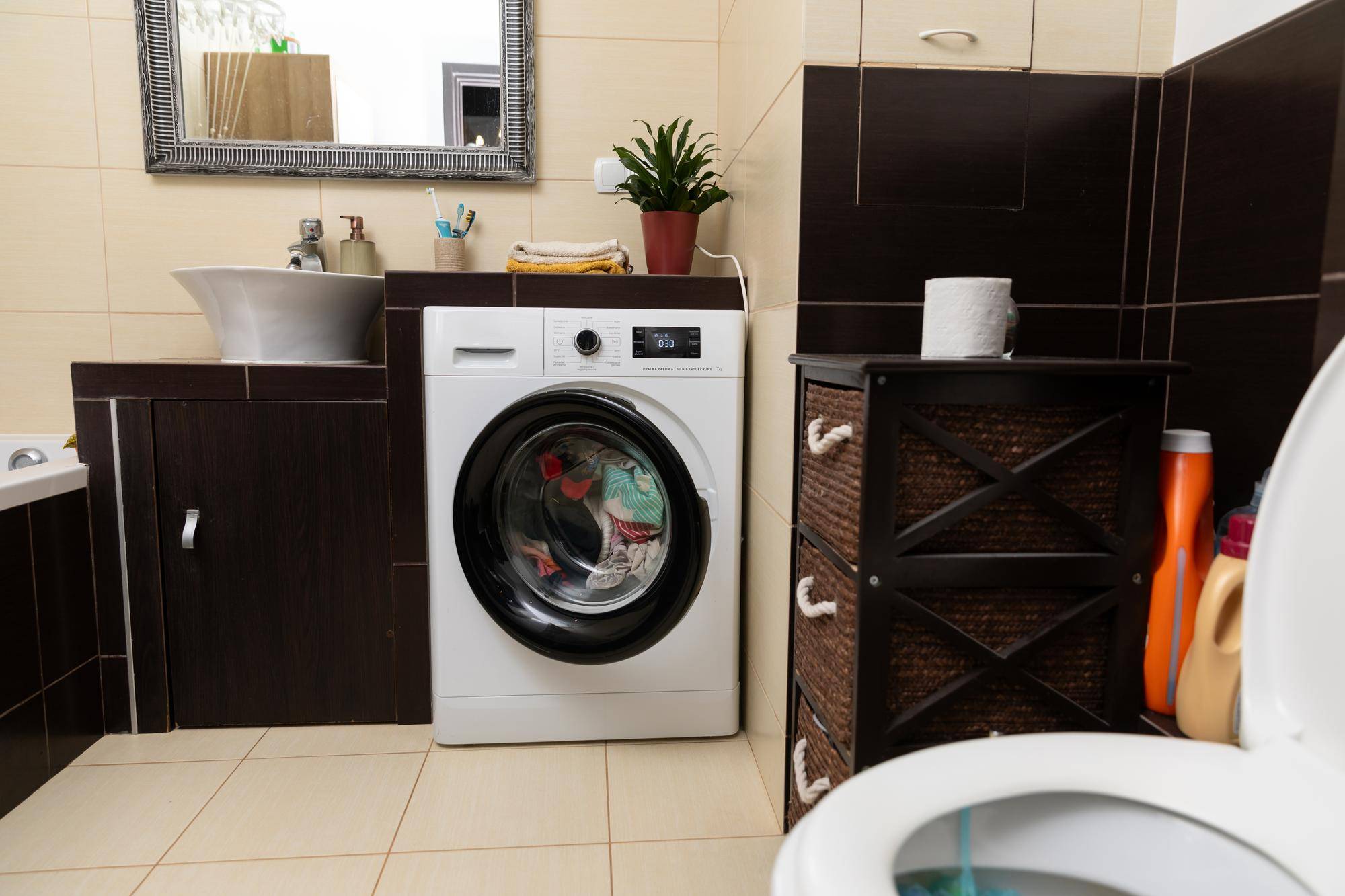 Jaką wartość ma kompleksowe wyposażenie łazienek dla komfortu i stylu